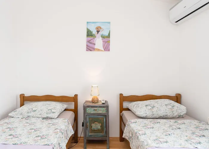 Tihana Apartman *